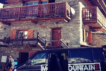 Airport transfer to Ste Foy chalet